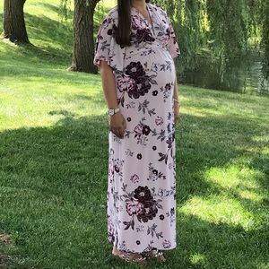 Jessica Simpson Dresses - Floral Maternity Dress Jessica Simpson Dresses - Floral Maternity Dress